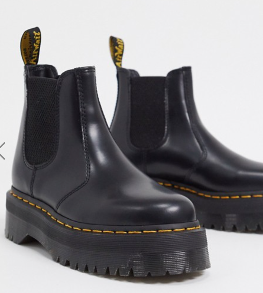 chelsea boots fall 2021
